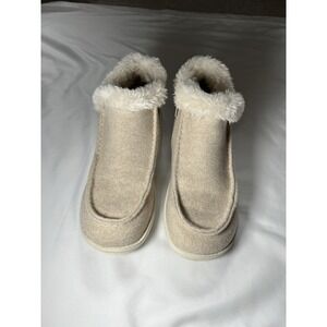 Makalu California Beige Boots with Faux Fur Size 6.5 Women's